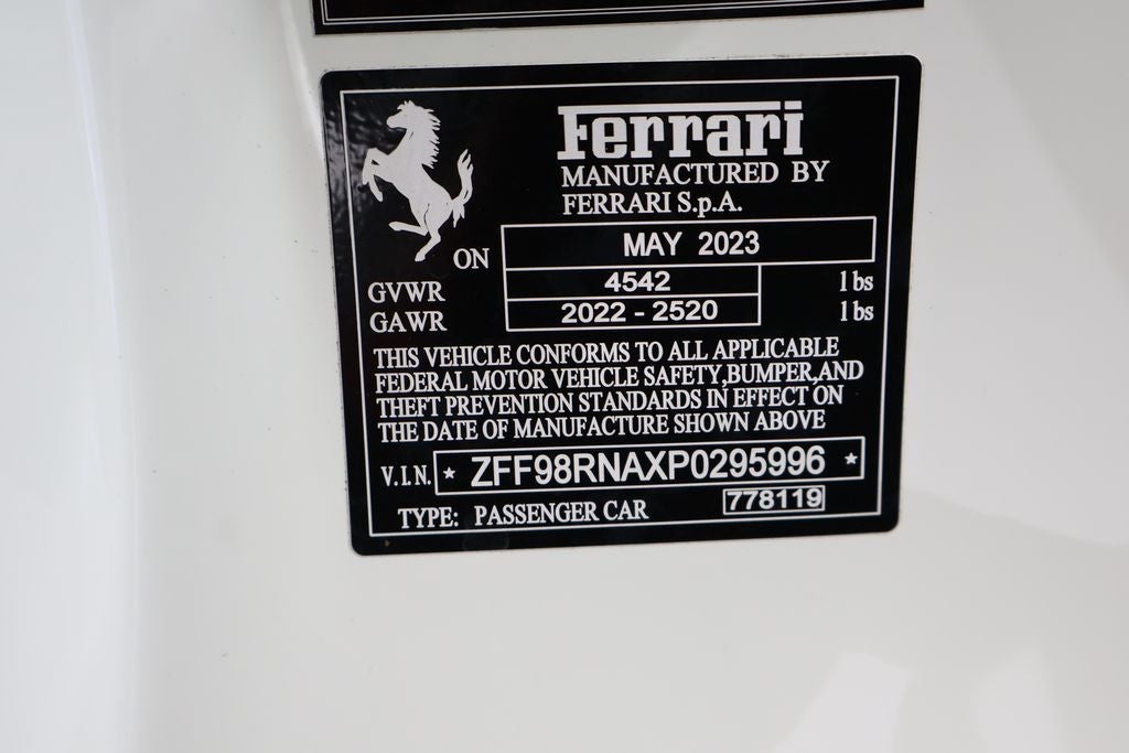 2023 Ferrari Roma Base