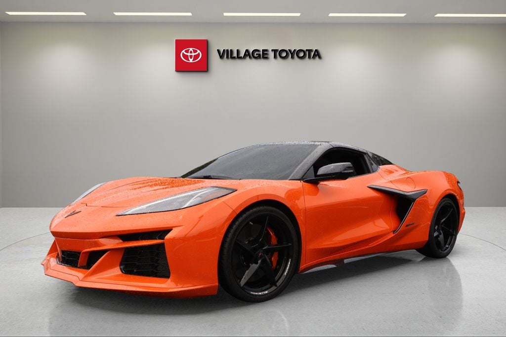 2025 Chevrolet Corvette E-Ray 1LZ