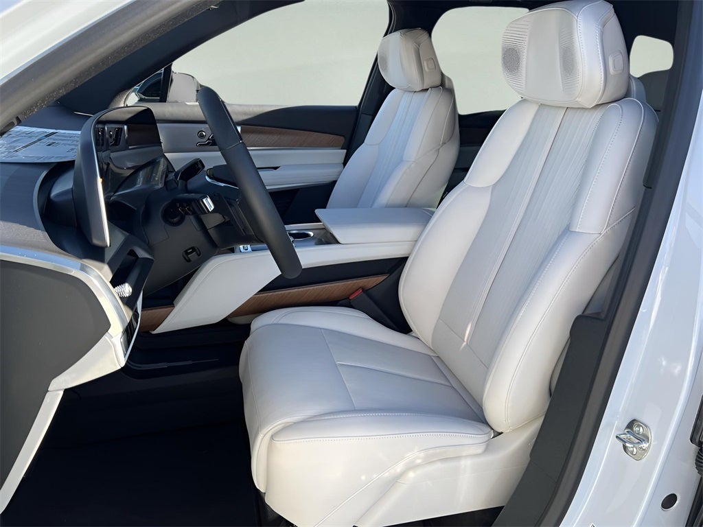 2026 Cadillac VISTIQ Luxury