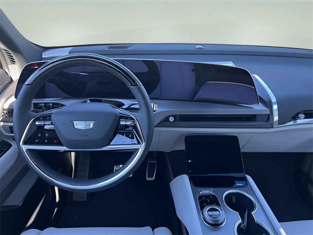 2026 Cadillac VISTIQ Luxury