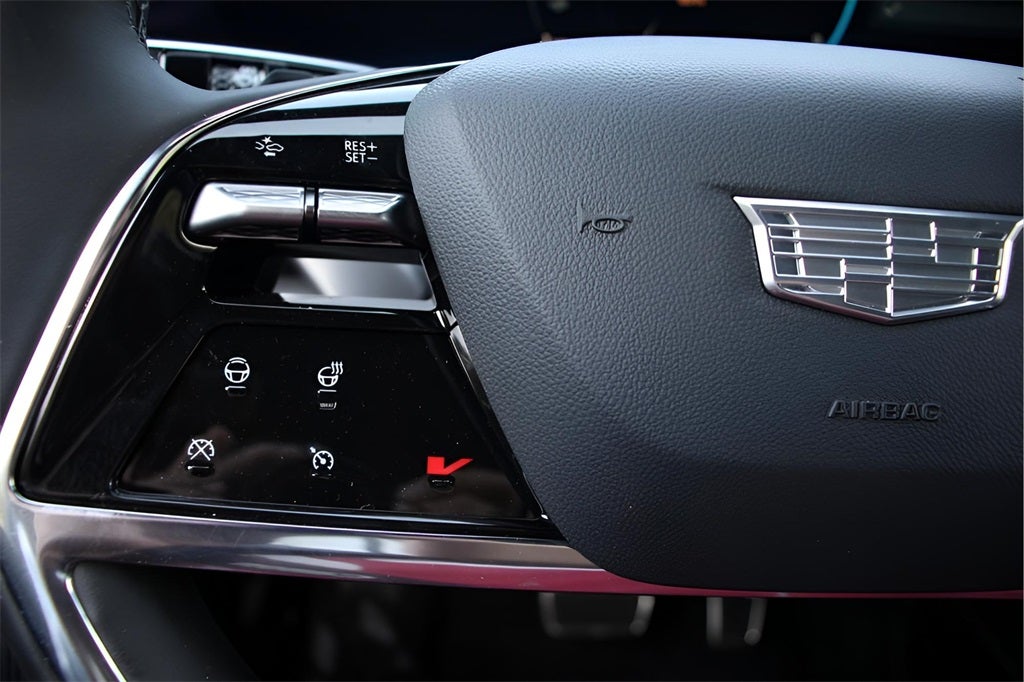 2026 Cadillac VISTIQ LUXURY