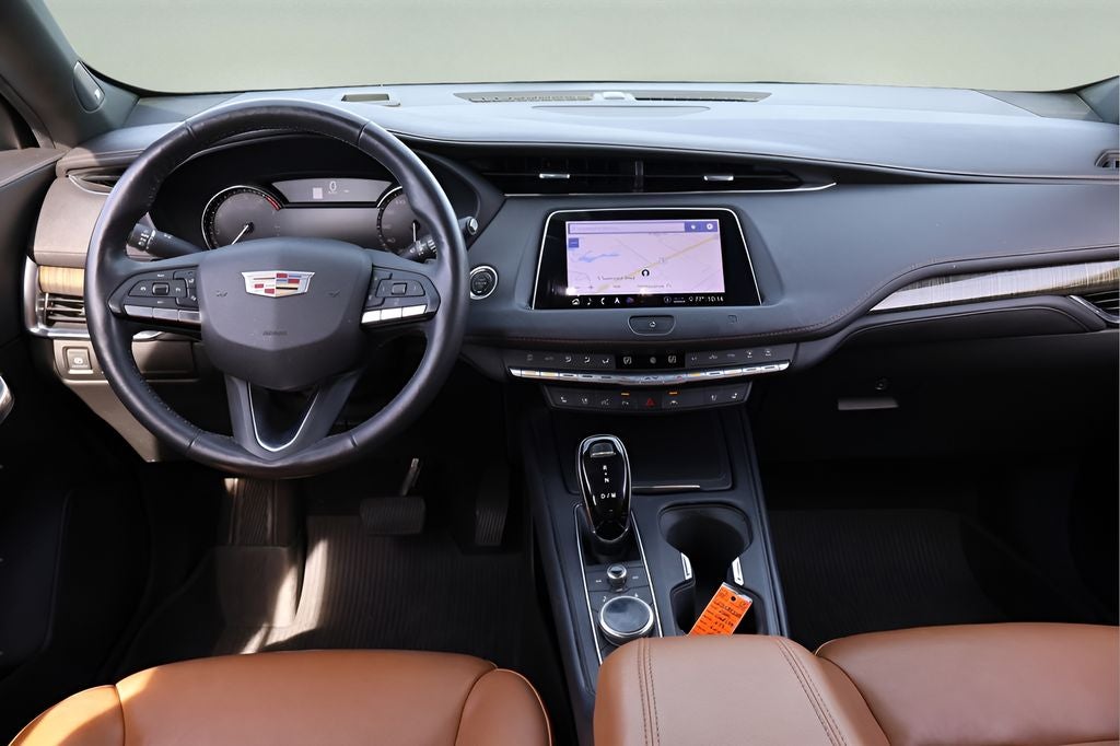 2020 Cadillac XT4 Premium Luxury