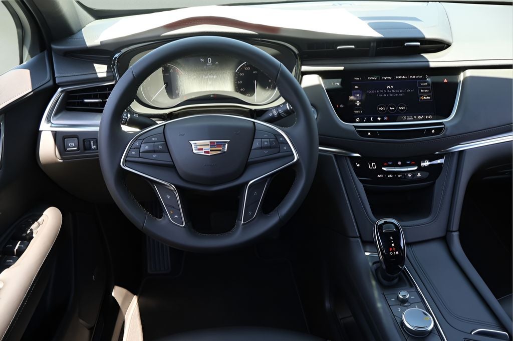 2026 Cadillac XT5 Luxury