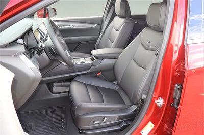 2026 Cadillac XT5 Luxury