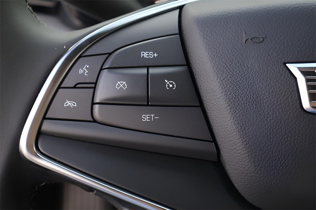 2026 Cadillac XT5 Luxury