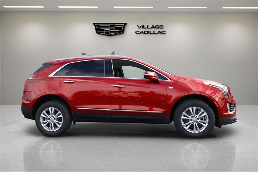 2026 Cadillac XT5 Luxury