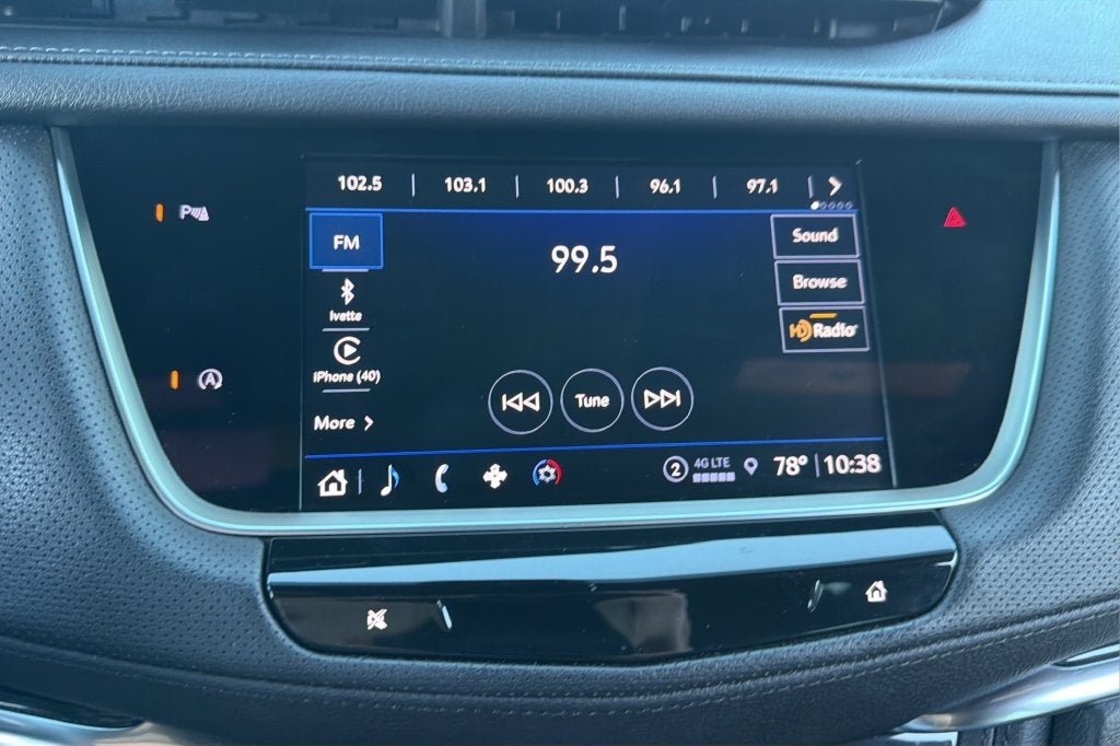 2022 Cadillac XT5 Premium Luxury