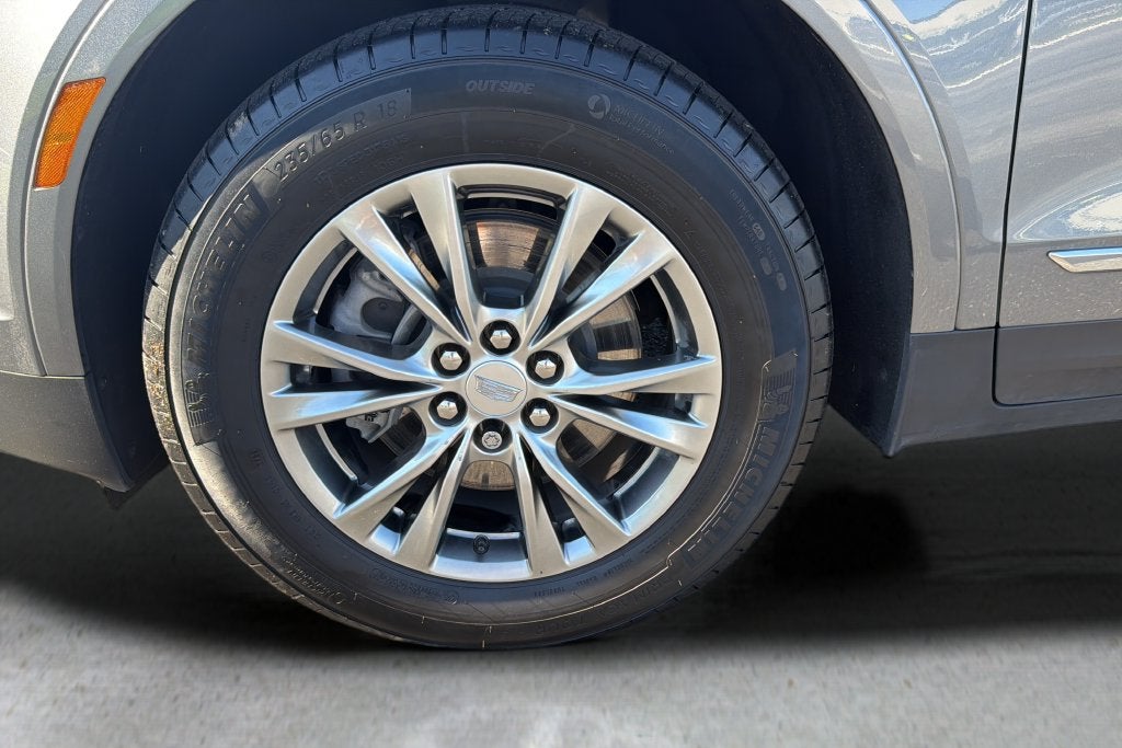 2022 Cadillac XT5 Premium Luxury