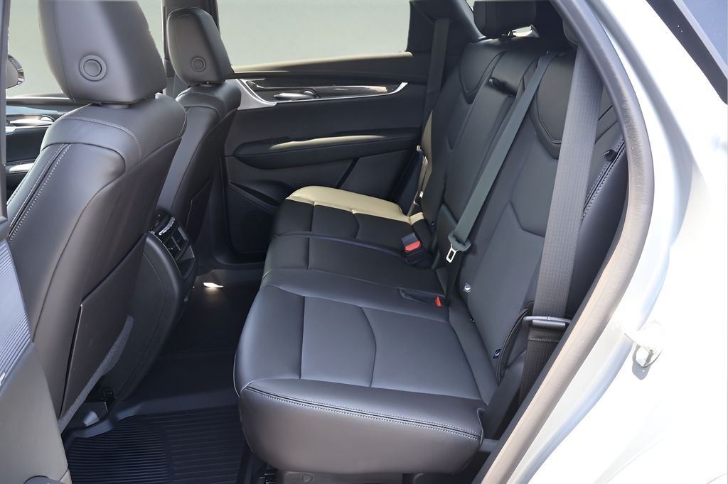2026 Cadillac XT5 Sport