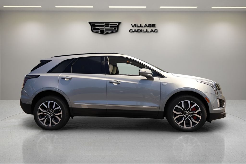 2026 Cadillac XT5 Sport