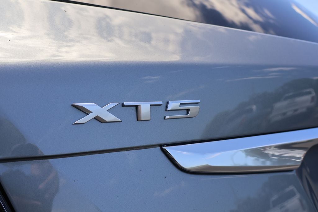 2026 Cadillac XT5 Sport