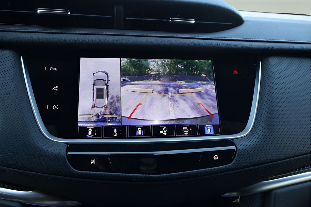 2026 Cadillac XT5 Sport