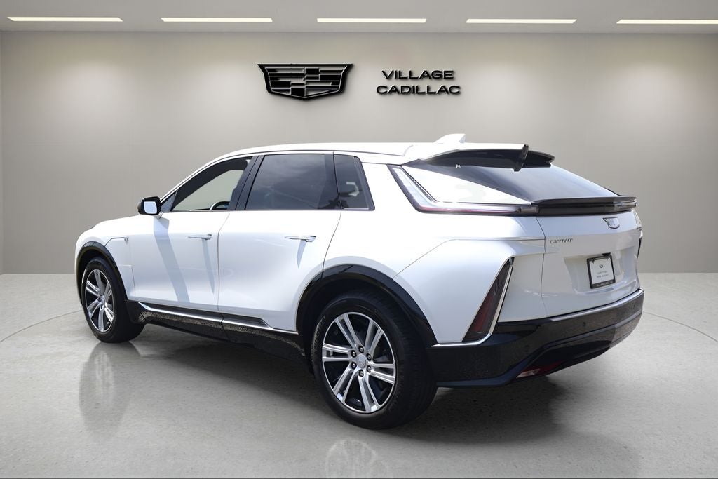 2024 Cadillac LYRIQ Tech
