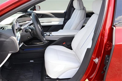2025 Cadillac LYRIQ Luxury