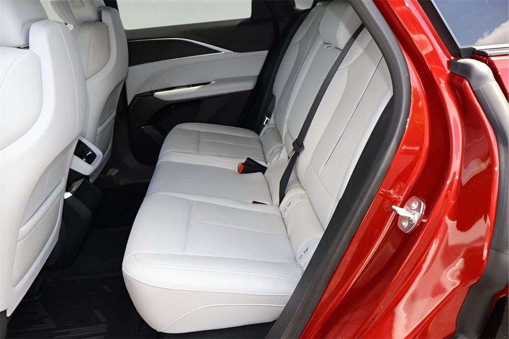 2025 Cadillac LYRIQ Luxury