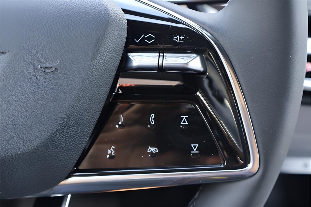 2025 Cadillac LYRIQ Luxury