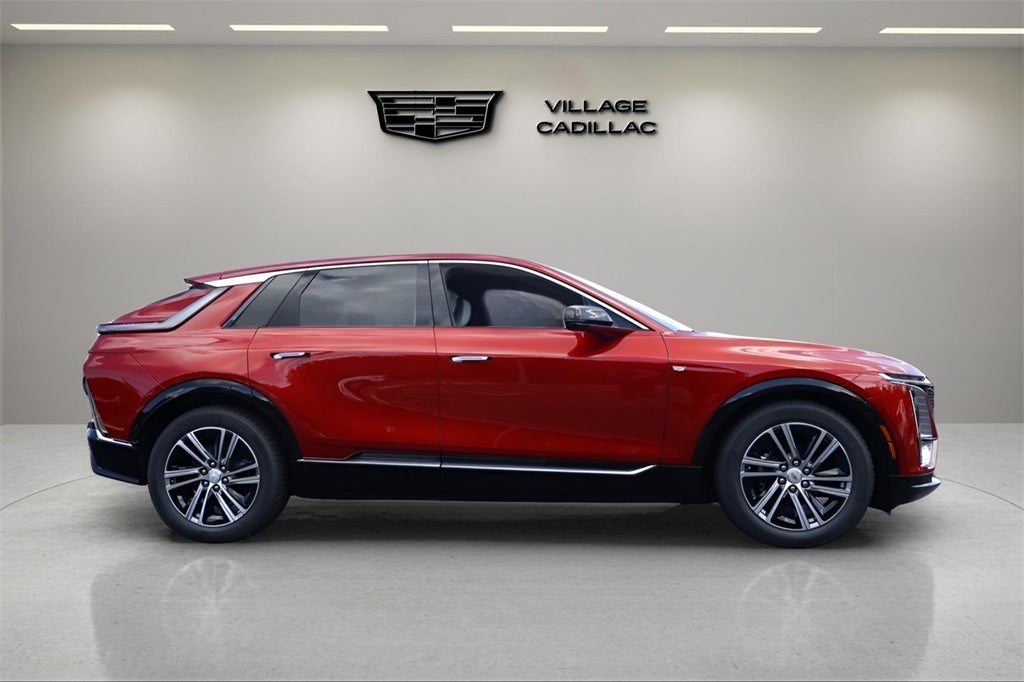 2025 Cadillac LYRIQ Luxury