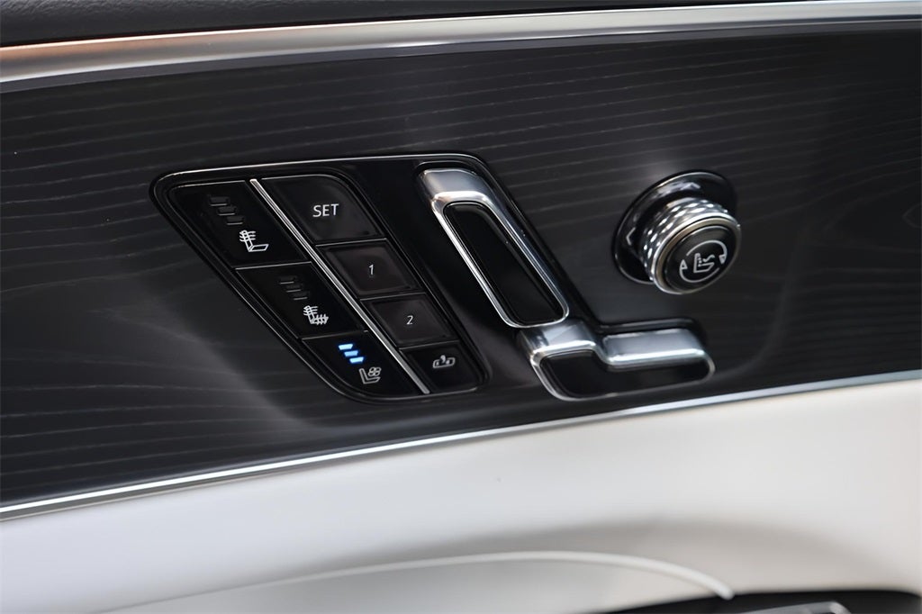 2026 Cadillac LYRIQ Premium Luxury