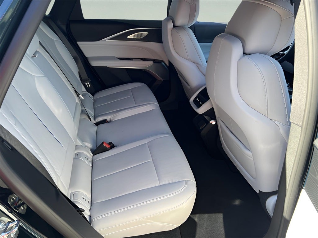 2026 Cadillac LYRIQ Premium Luxury