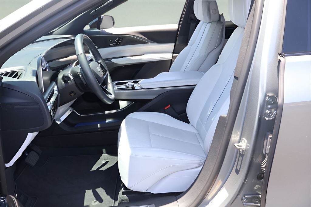 2024 Cadillac LYRIQ Sport