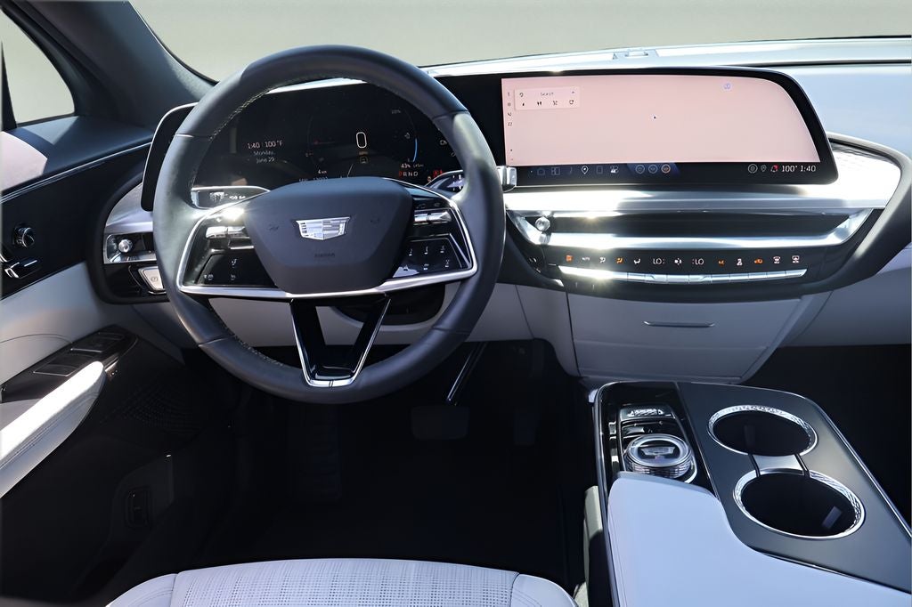 2024 Cadillac LYRIQ Sport