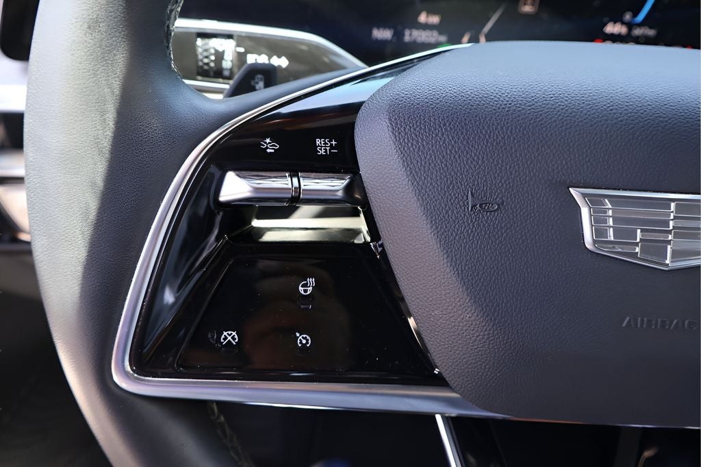 2024 Cadillac LYRIQ Sport