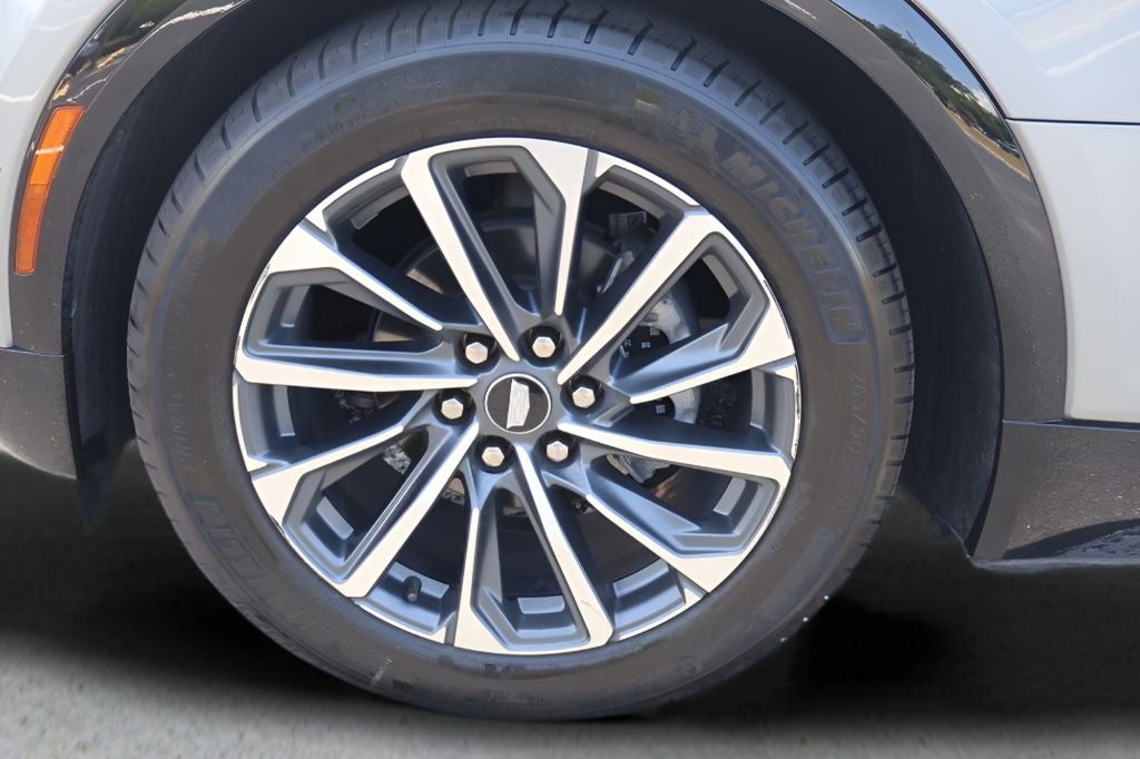 2024 Cadillac LYRIQ Sport