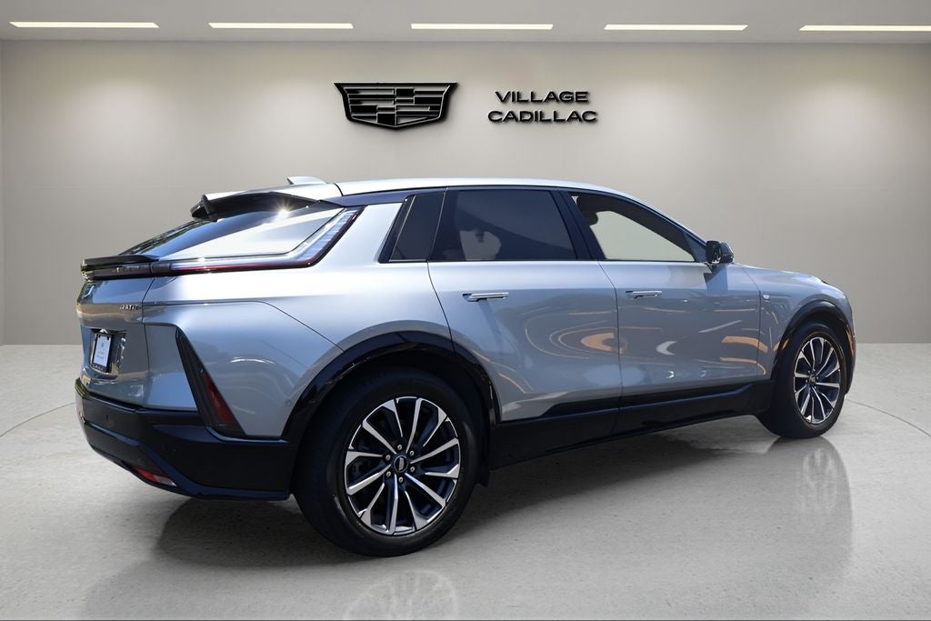 2024 Cadillac LYRIQ Sport