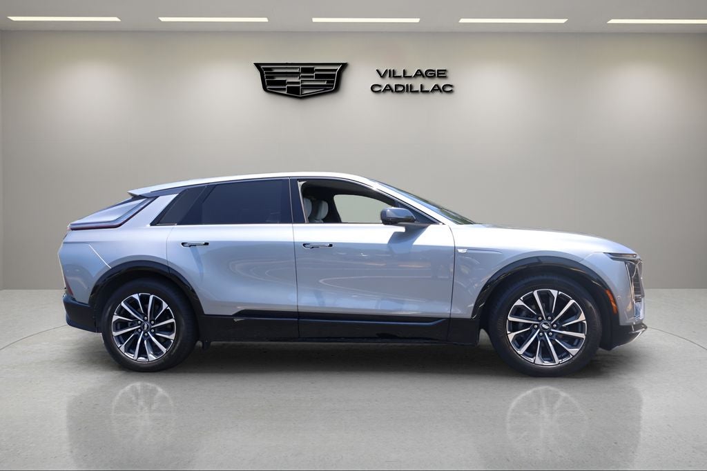 2024 Cadillac LYRIQ Sport