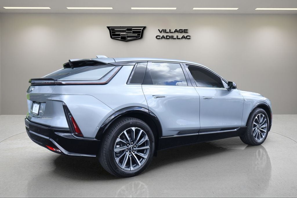 2025 Cadillac LYRIQ Sport