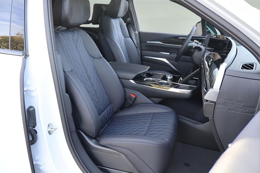 2026 Cadillac ESCALADE IQL Sport