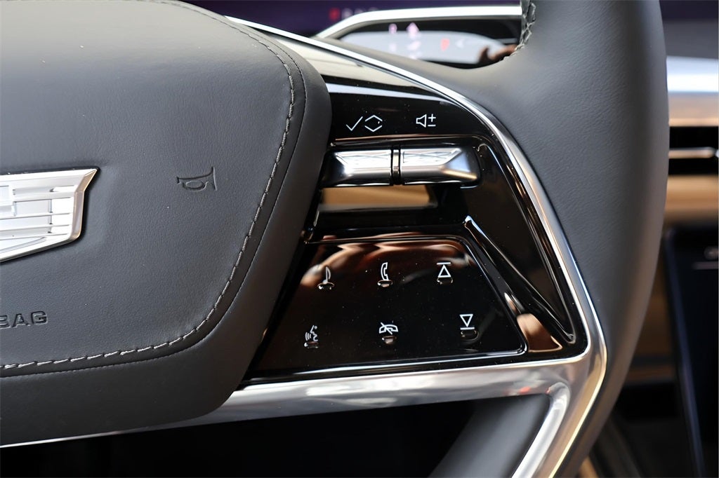 2025 Cadillac ESCALADE IQ Luxury 2