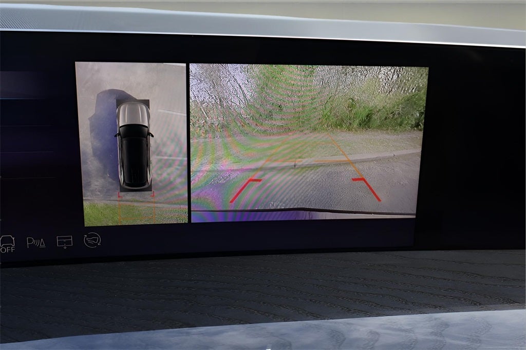 2025 Cadillac ESCALADE IQ Luxury 2