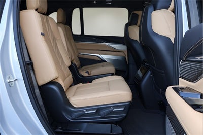 2025 Cadillac ESCALADE IQ Luxury 2