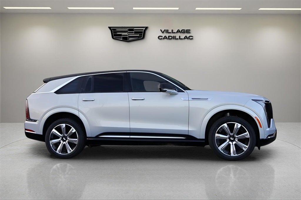 2025 Cadillac ESCALADE IQ Luxury 2