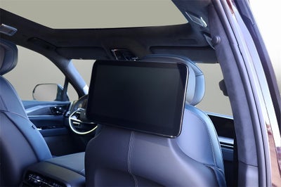 2025 Cadillac ESCALADE IQ Luxury 2