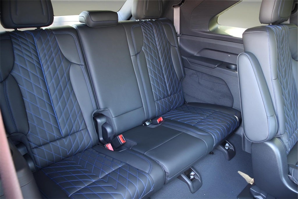 2025 Cadillac ESCALADE IQ Sport 1