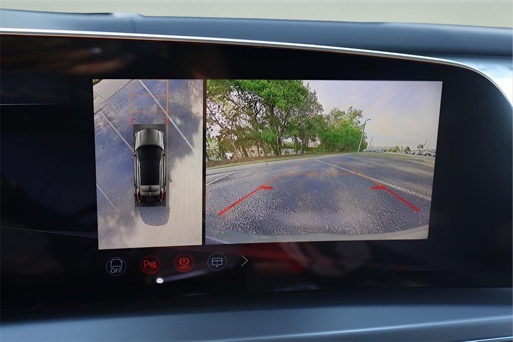 2026 Cadillac LYRIQ V-Series