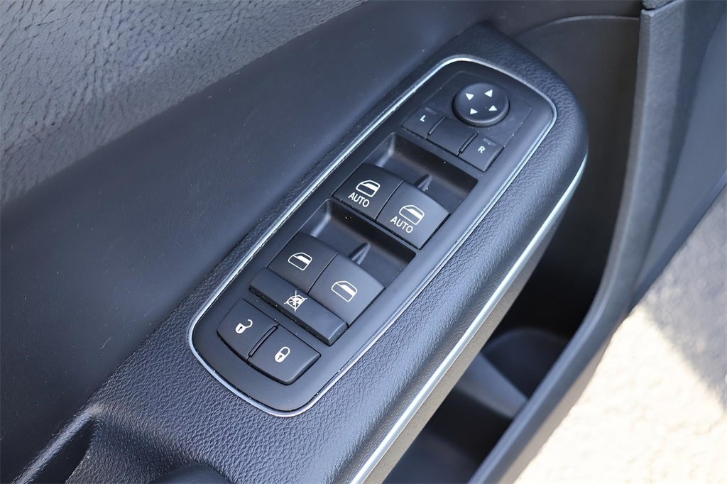 2014 Chrysler 300 Base