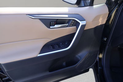 2025 Toyota RAV4 Hybrid XLE Premium