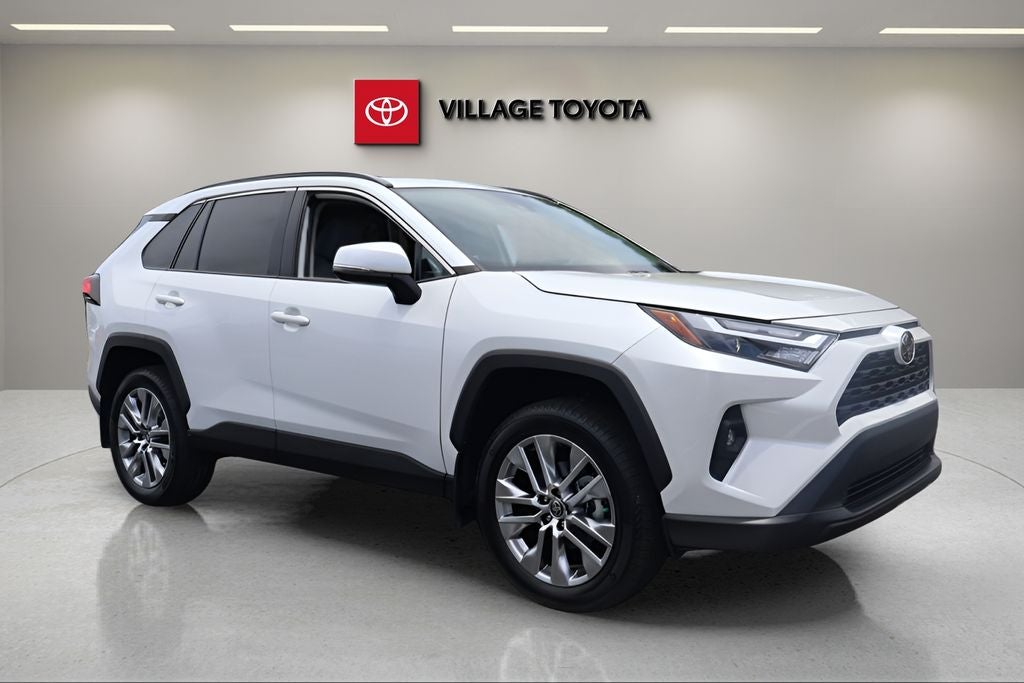 2024 Toyota RAV4 XLE Premium