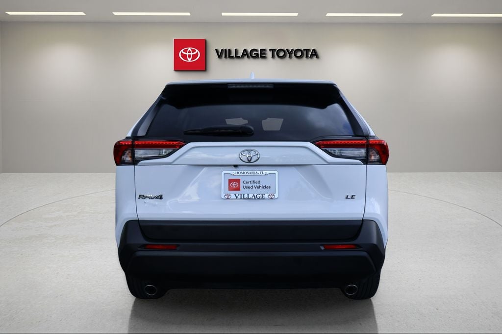 2023 Toyota RAV4 LE