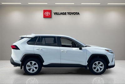 2025 Toyota RAV4 LE