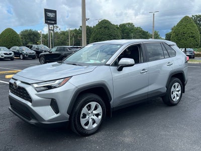 2024 Toyota RAV4 LE