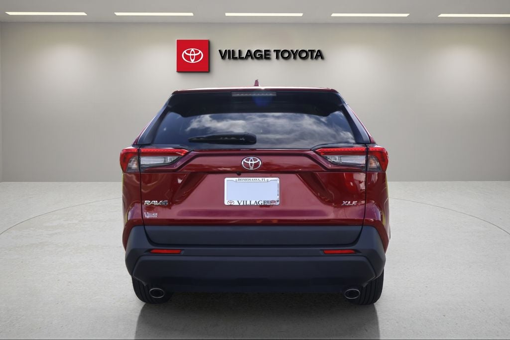 2023 Toyota RAV4 XLE
