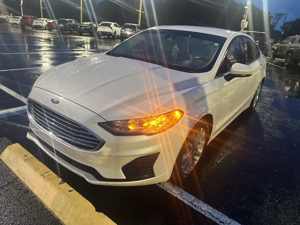 2020 Ford Fusion SE