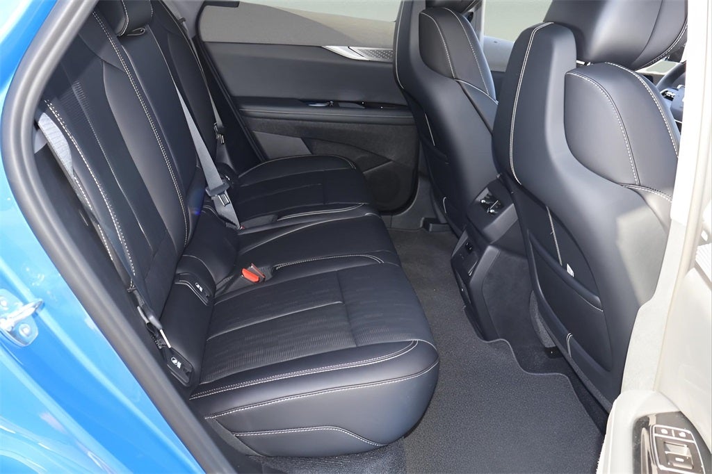 2026 Cadillac OPTIQ Premium Luxury