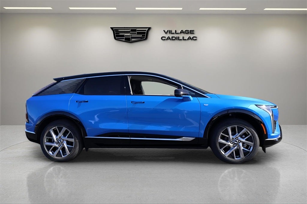 2026 Cadillac OPTIQ Premium Luxury