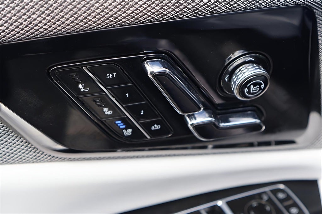 2025 Cadillac OPTIQ Luxury