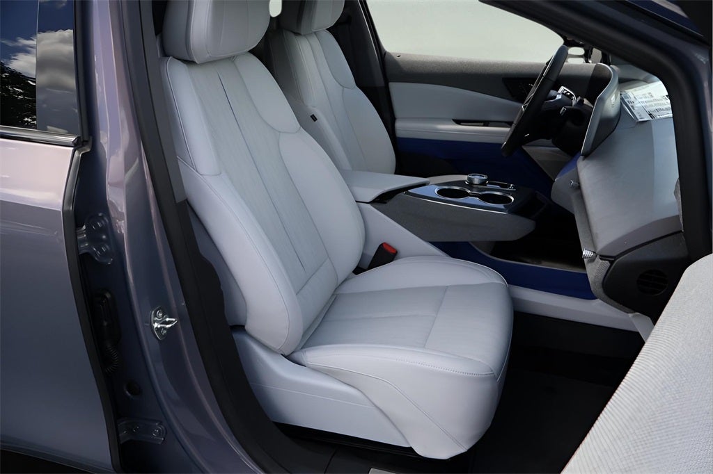 2025 Cadillac OPTIQ Luxury